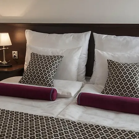 Apartment Old Town Square Bambur *
